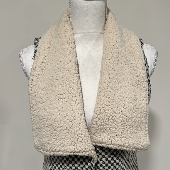 Nok Nok Vest Size Small - Picture 2 of 10